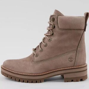 Timberland Women’s Courmayeur Valley Lace Up Boots Size 8 in Taupe Nubuck